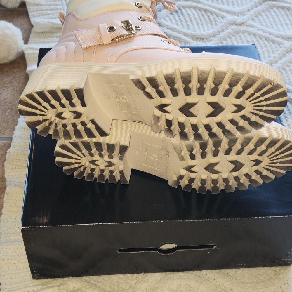 GBG Los Angeles Baby Pink Sheelah Lug Sole Lace-up Hiker Bootie Size 8 - Picture 5 of 6